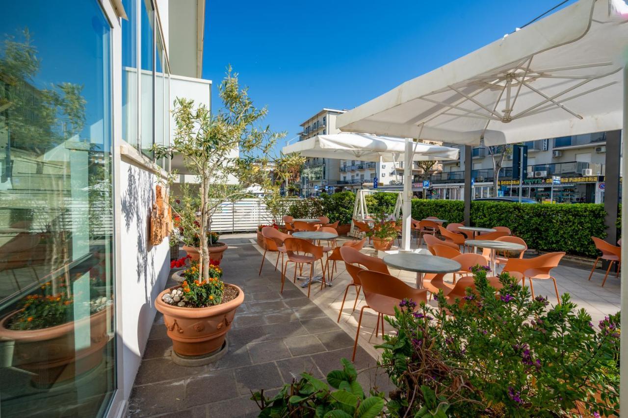 Hotel Astor Rimini Exterior photo