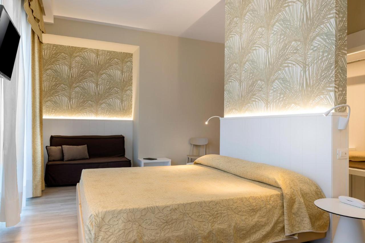 Hotel Astor Rimini Exterior photo