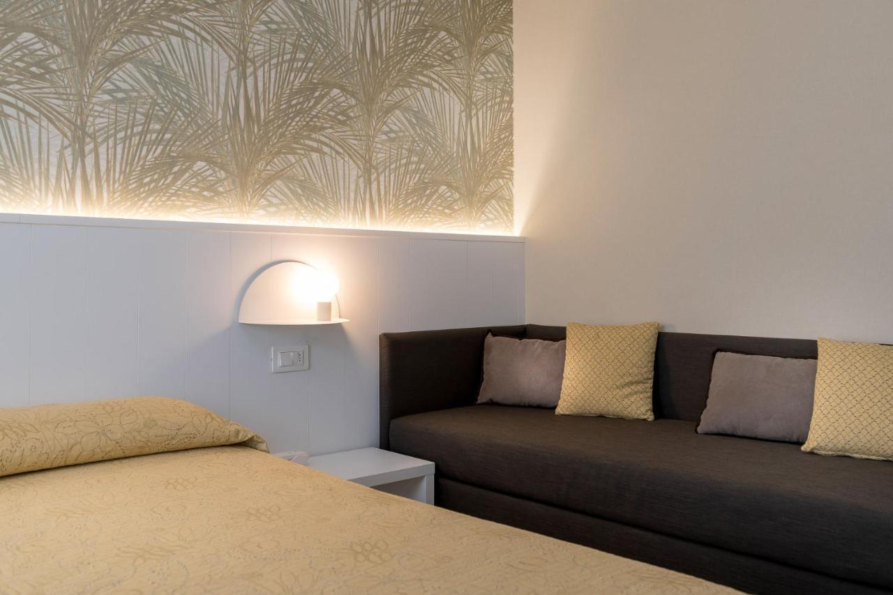 Hotel Astor Rimini Exterior photo